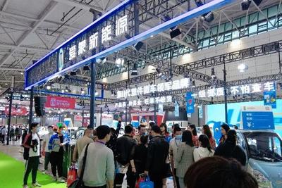 冬天接娃用车推荐 全封闭式塑框三轮车十大品牌，台州市场谁更胜一筹？